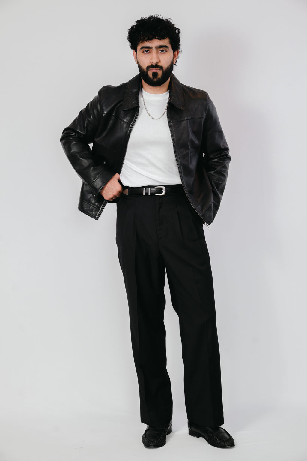 Wide Leg Pleated Trousers - Black
